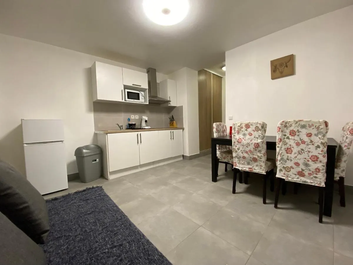 Loft Entier Parisien-Paris11 Daire  Paris