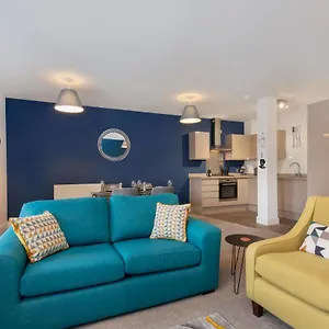 https://york-luxury-2-bedroom-apartment-near-city-centre.yorkshirehotels.net